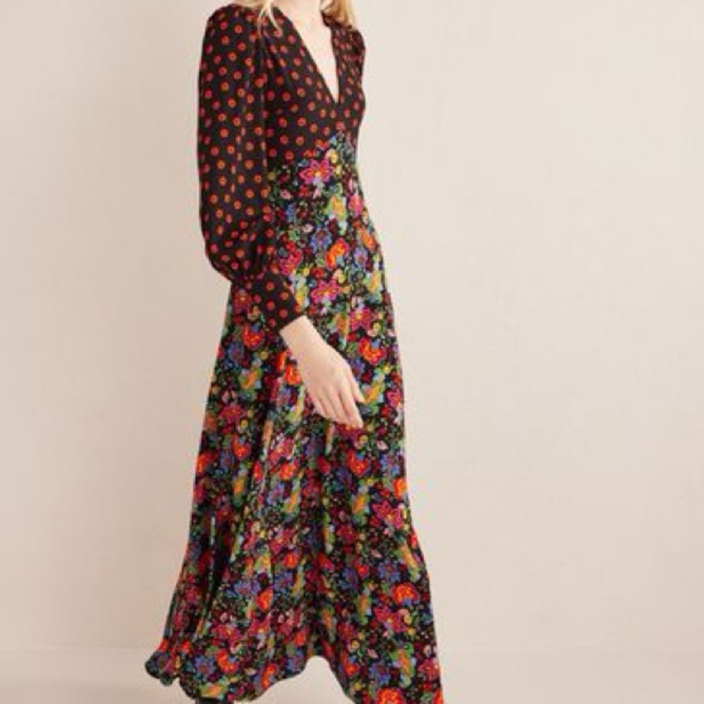 BODEN Blouson Sleeve Maxi Tea Dress
Black, Carnation Garden, 4 PETITE - Picture 2 of 11